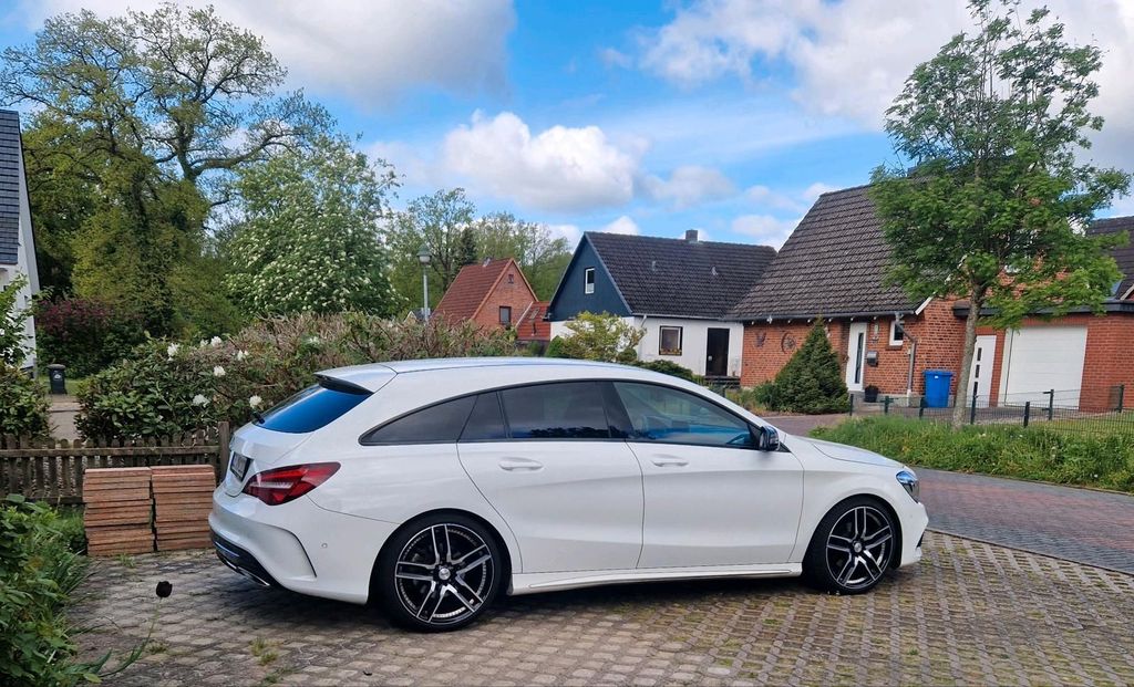 Image of Mercedes-Benz CLA 200 Shooting Brake