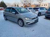 Volkswagen Golf Sportsvan VII Comfortline/LED/ACC/Navi/AHK/ - Volkswagen Golf: Allradantrieb