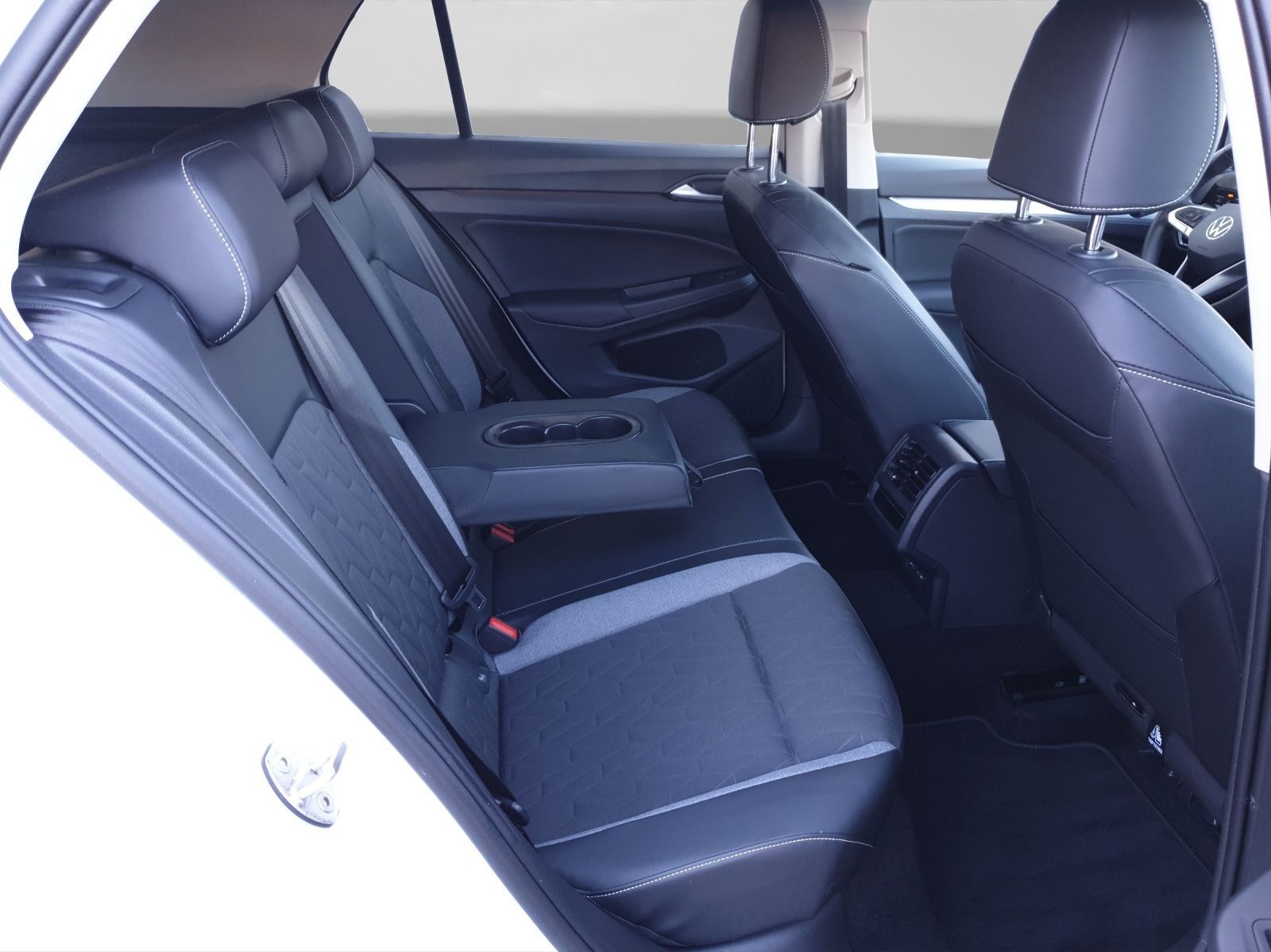 Volkswagen Golf - Bild 7
