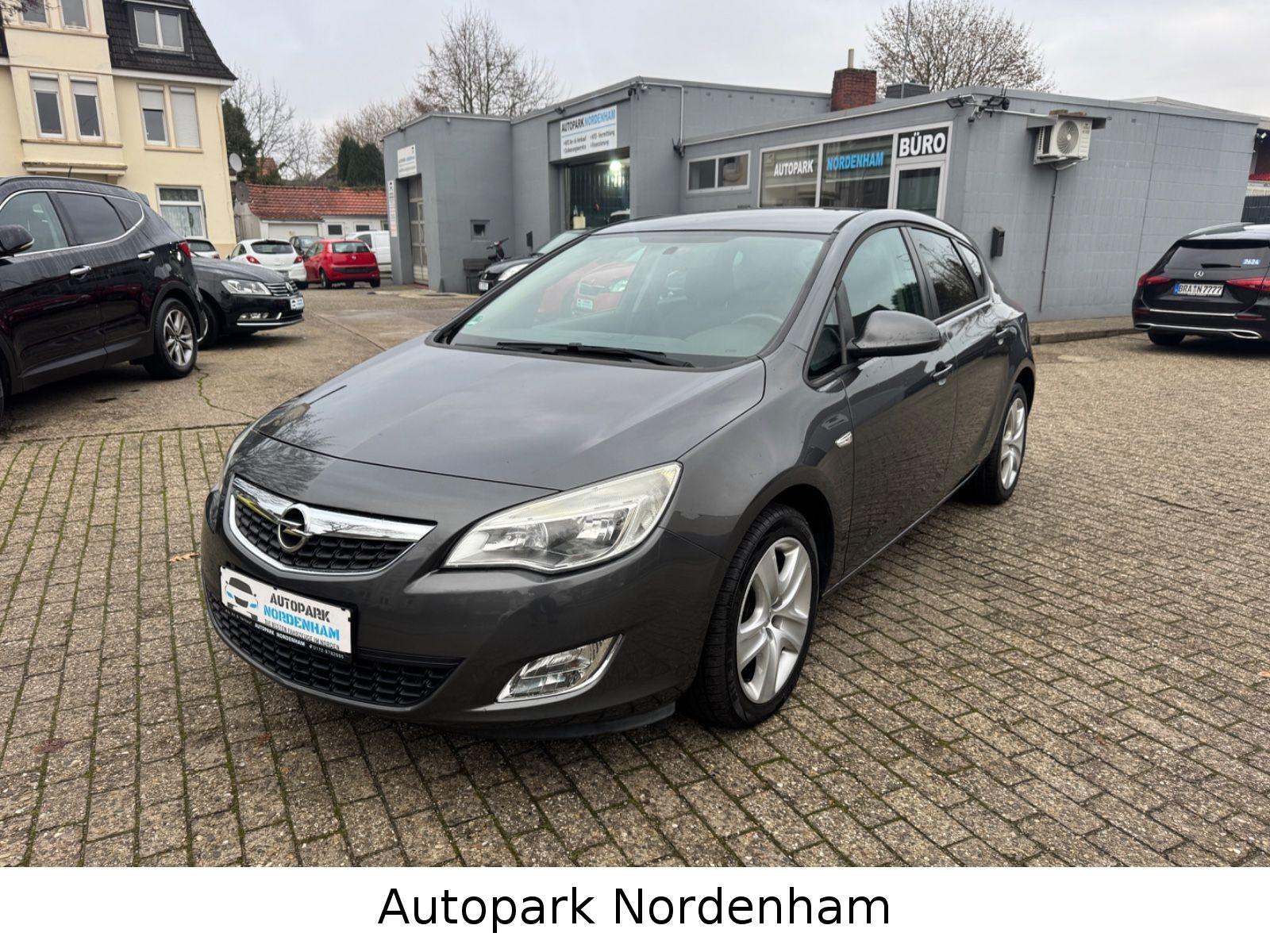 Opel Astra J 1.4T Lim. Design Edition*2.HD*KLIMA*SHZ*