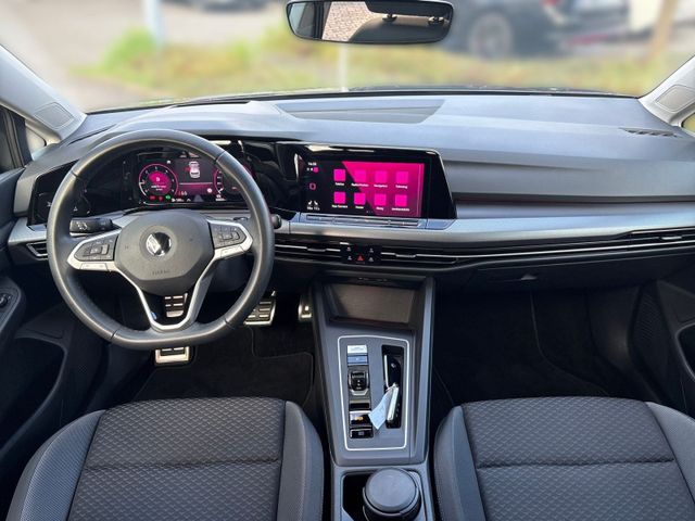 Golf VIII 2.0 TDI DSG ACTIVE MATRIX+HUD+PANO+ACC