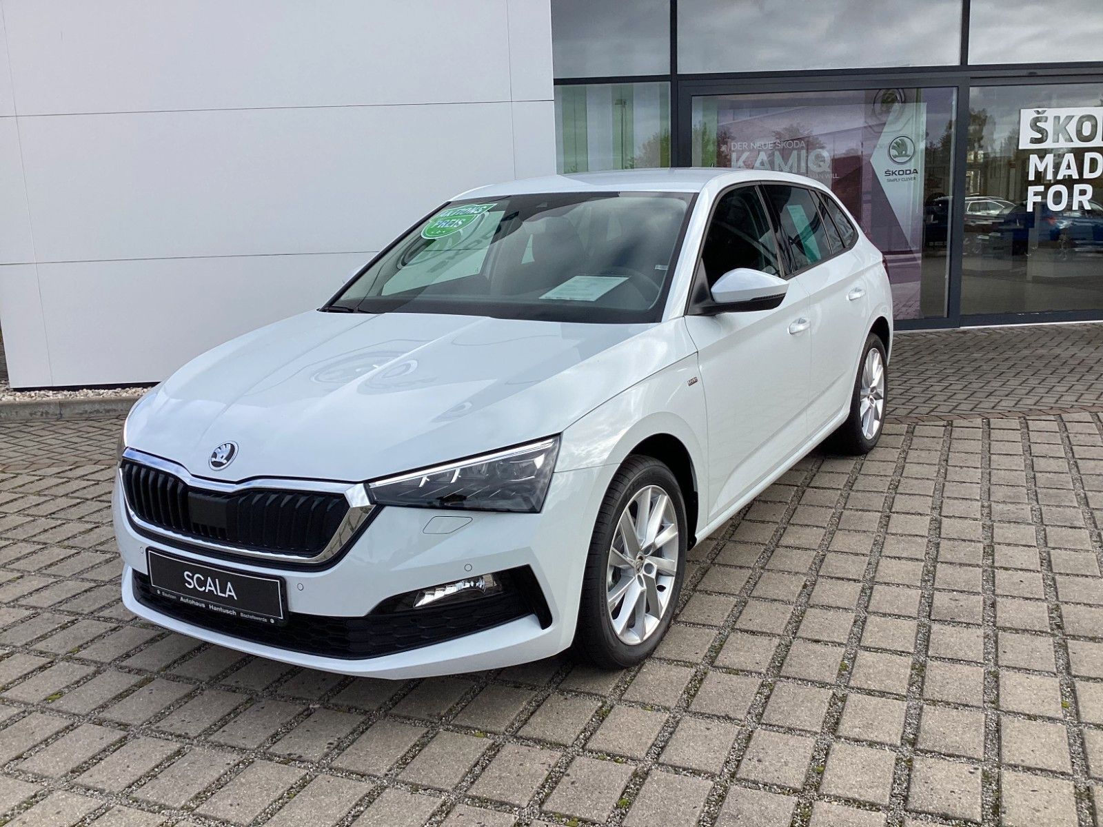 Fahrzeugabbildung SKODA Scala Tour 1.5 TSI 110 KW 6-Gang