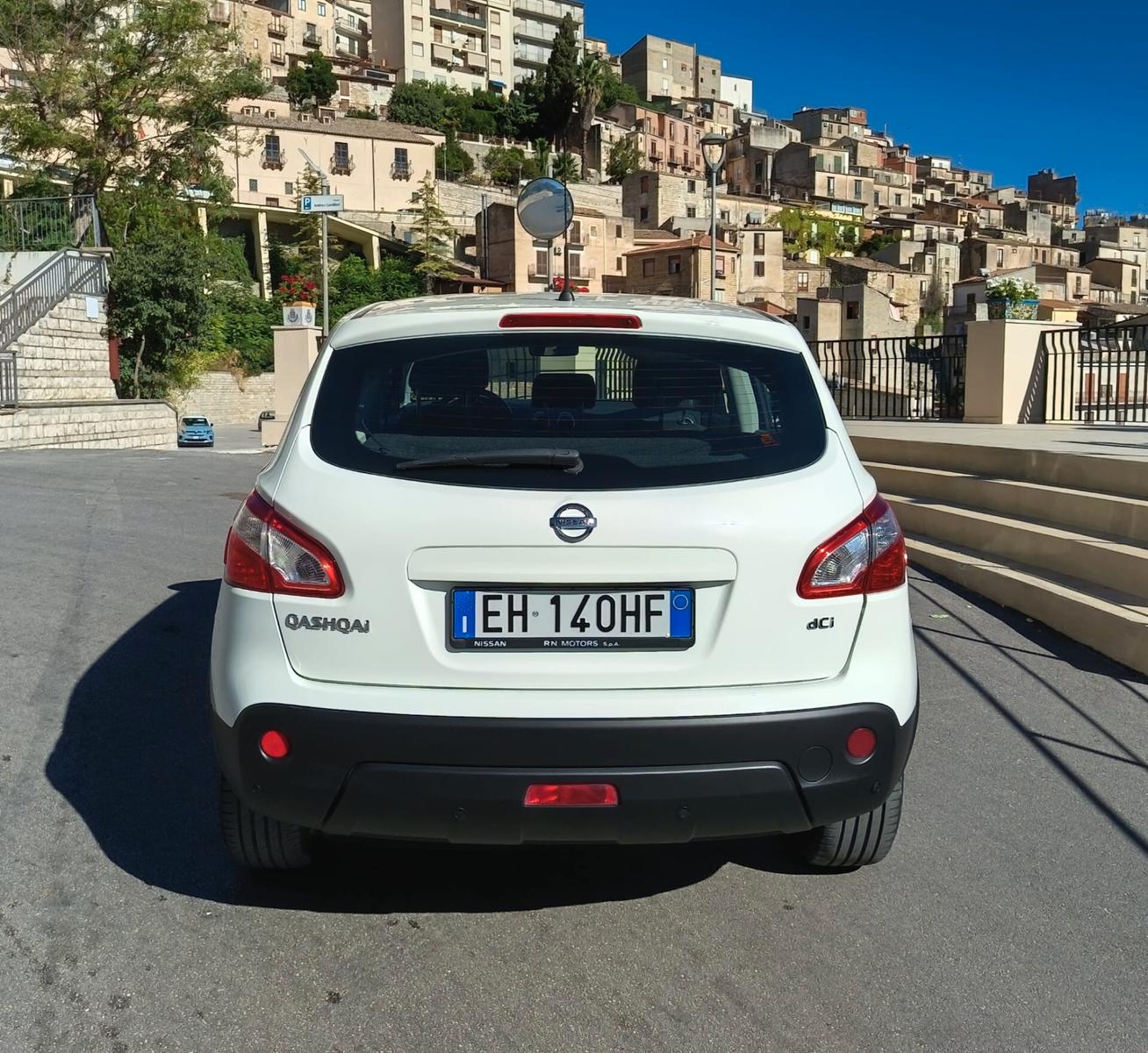 Nissan Qashqai 2012 — engine 1.461 cm³, 110 HP (81kW)
