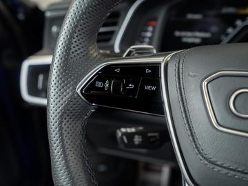 2021 AUDI RS6 — миниатюра 13
