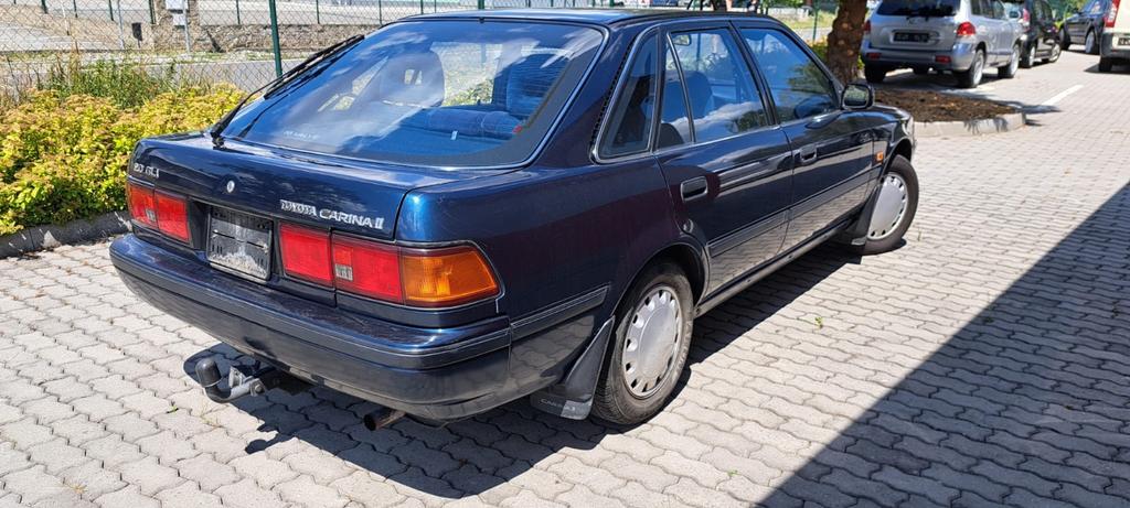 Toyota Carina