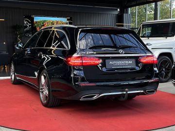 Mercedes E 220 - 3