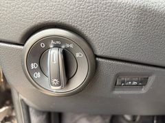 Fahrzeugabbildung Volkswagen T6 Multivan Comfortl. 2.0 TDI DSG - NAVI*3xKLIMA