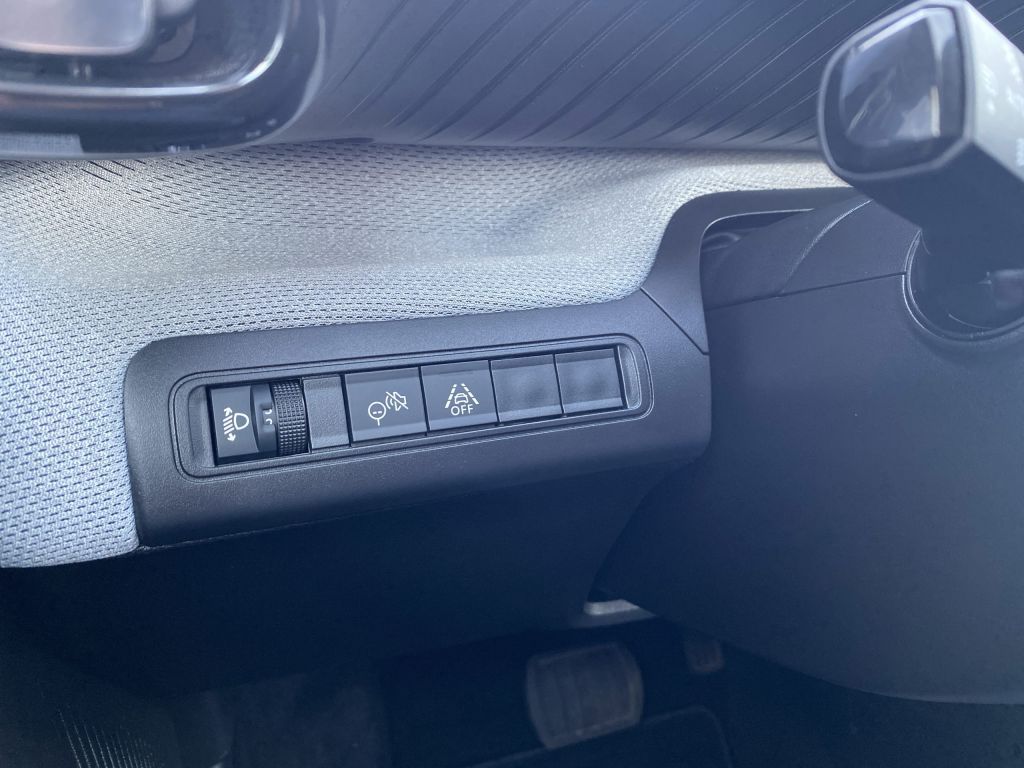 Fahrzeugabbildung Citroën e-C3 113 Standard-Range MAX *11 KW*Navi*LED*Indu