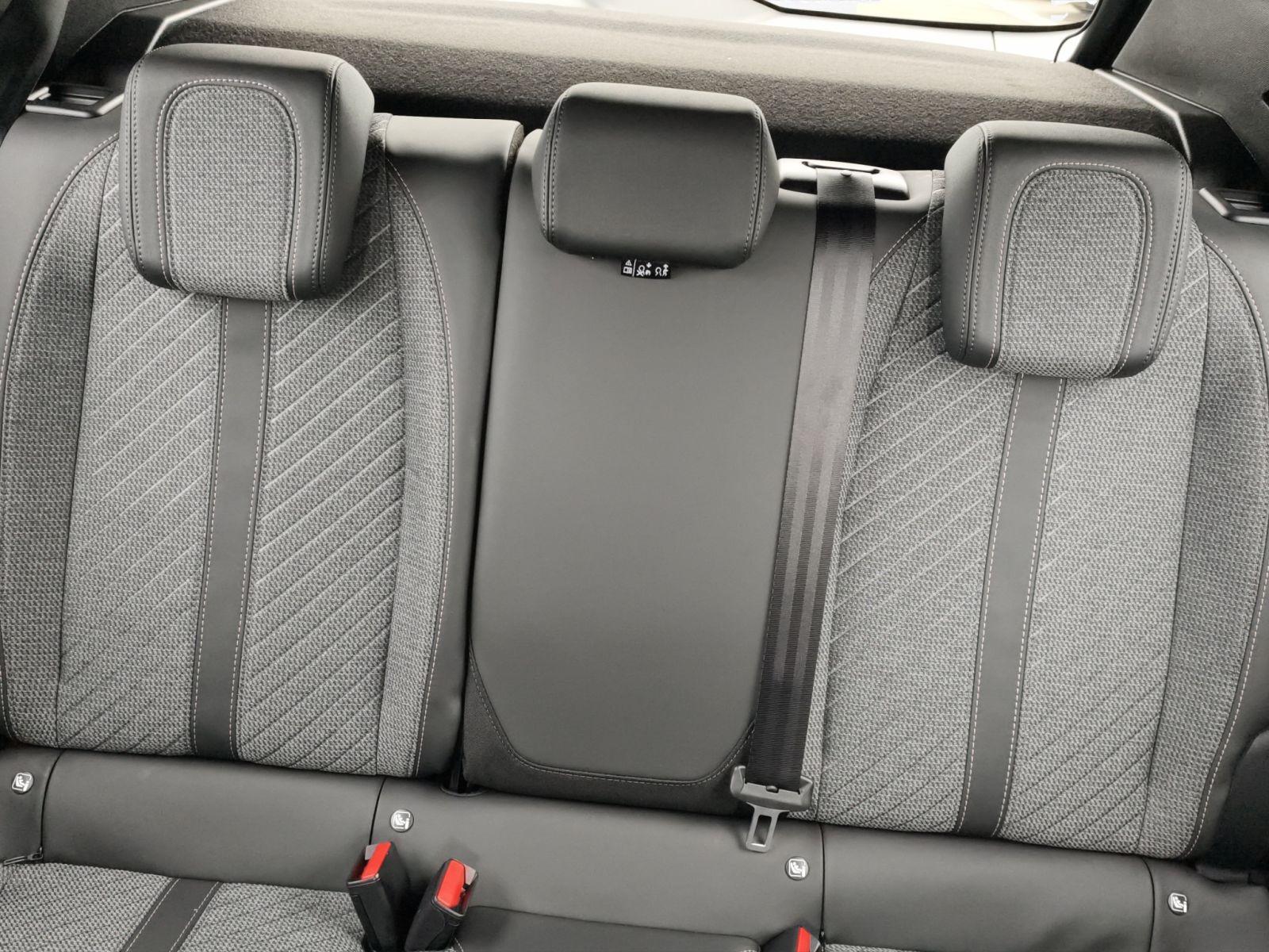 Peugeot 2008 Allure 100 Deutsches Fahrzeug Fast Vollauss