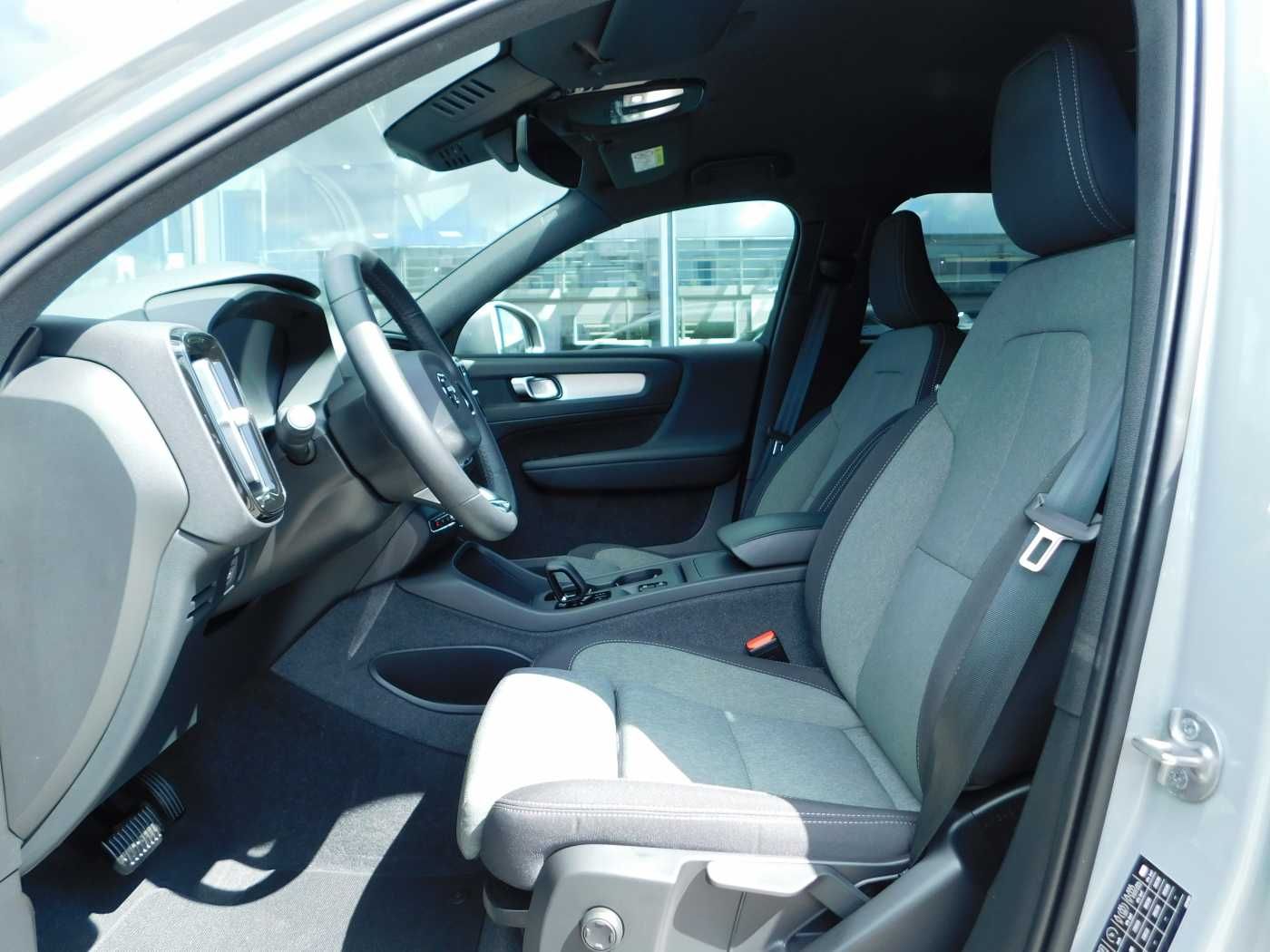 Fahrzeugabbildung Volvo XC40 B4 B DKG Core 'ACC, BLIS, AHK'