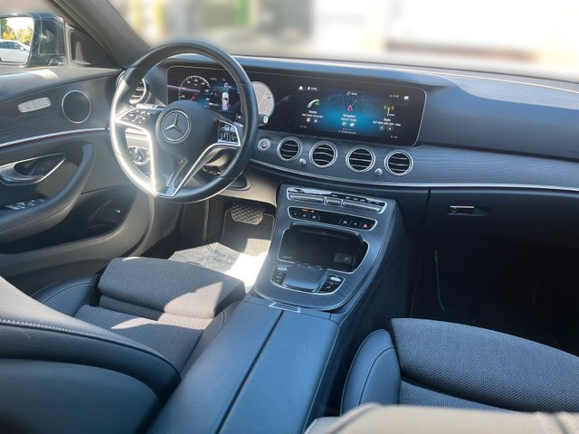 Mercedes-Benz E 200 E T-Modell E 200 d
