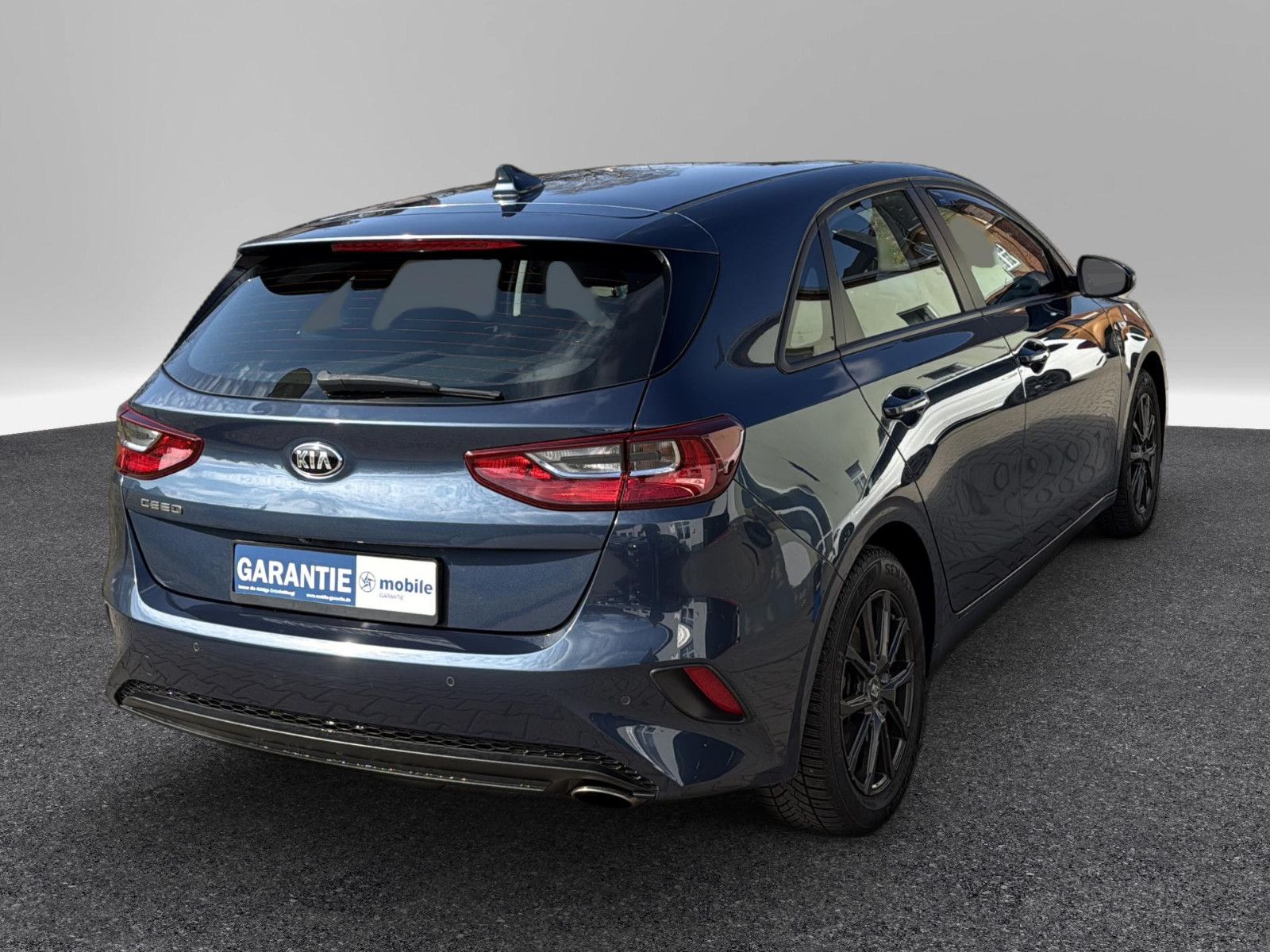 Fahrzeugabbildung Kia KIA Ceed Edition 7/ 1.Hand