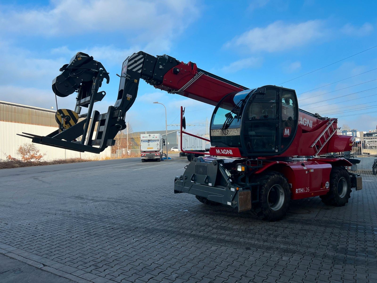 Fahrzeugabbildung Andere Magni RTH 6.26 / nur 849h ! / Gabel / 5 t Winde