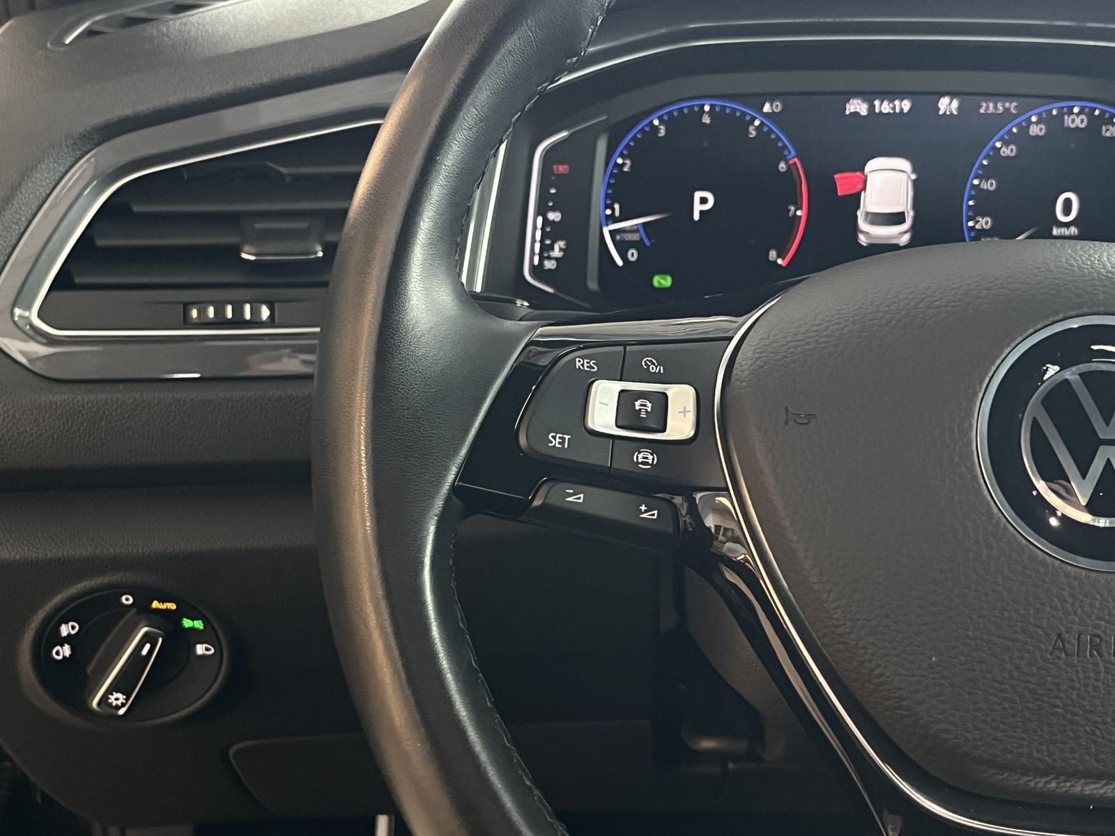 Volkswagen T-Roc Sport Teil-Leder RCam Navi ACC AHK LED SHZ, миниатюра 15