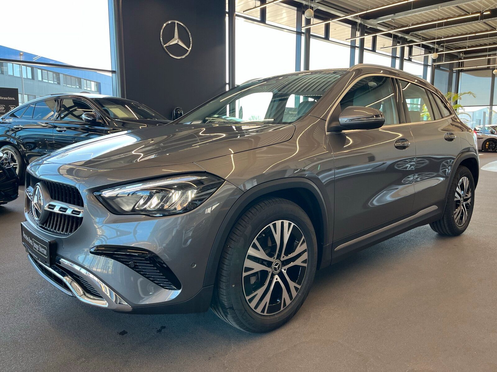 Mercedes-Benz GLA 180 PROGRESSIVE ADVANCED VOLLDIGI WINTERP. foto 2