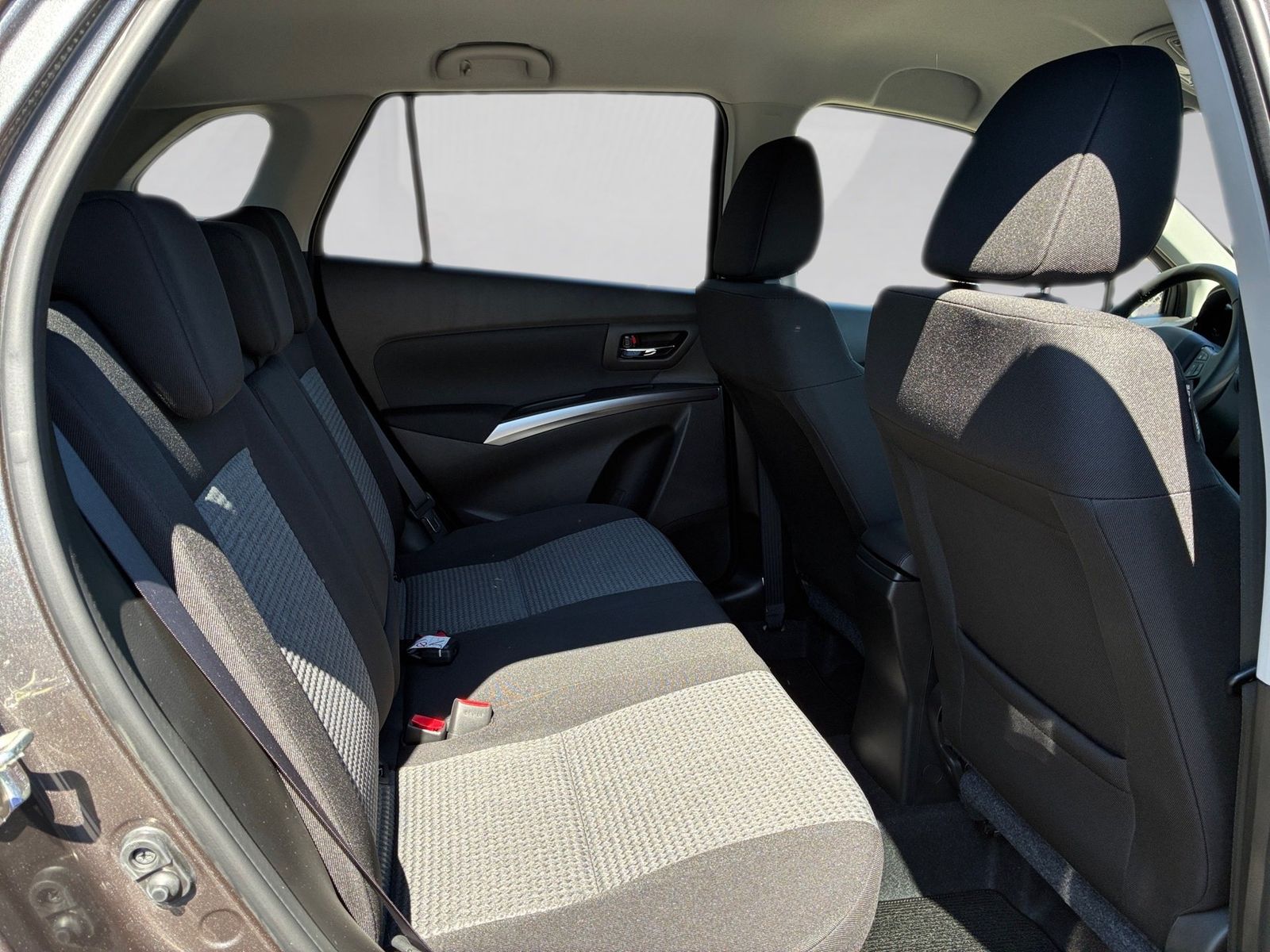 Fahrzeugabbildung Suzuki S-Cross 1.4 Boosterjet Comfort KlimaA,LED,Navi
