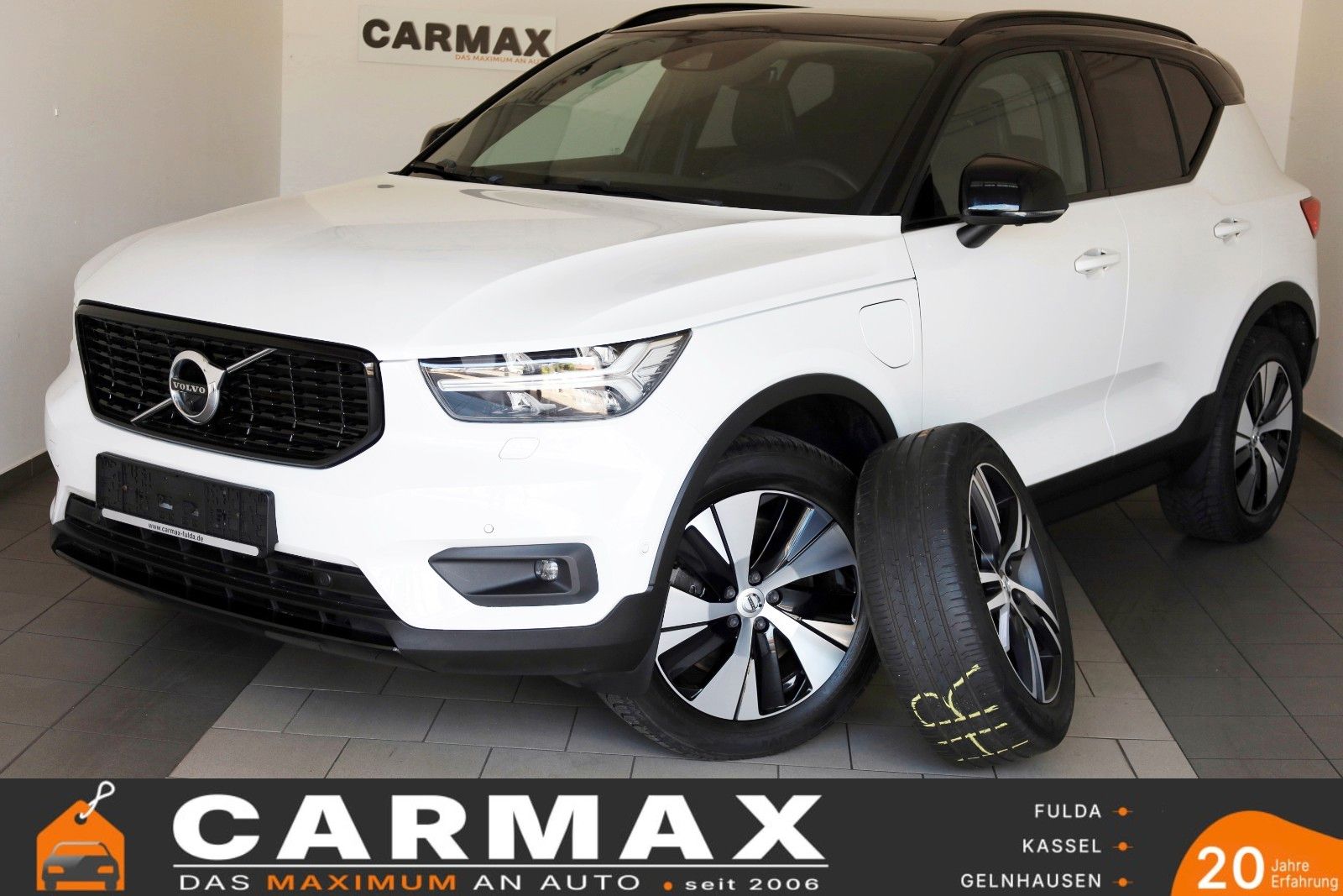 Fahrzeugabbildung Volvo XC40 T5 Recharge R Design Leder,Navi,PanDach,360