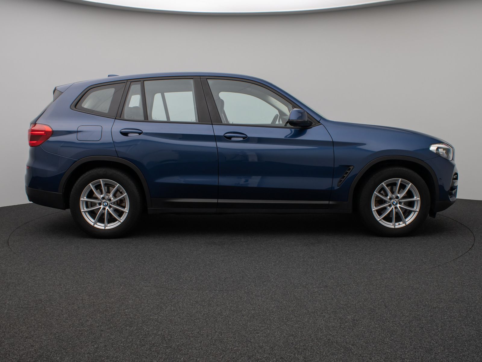 Fahrzeugabbildung BMW X3 xD20d DAB Fernlichtassist PDC Alarm LED Sport