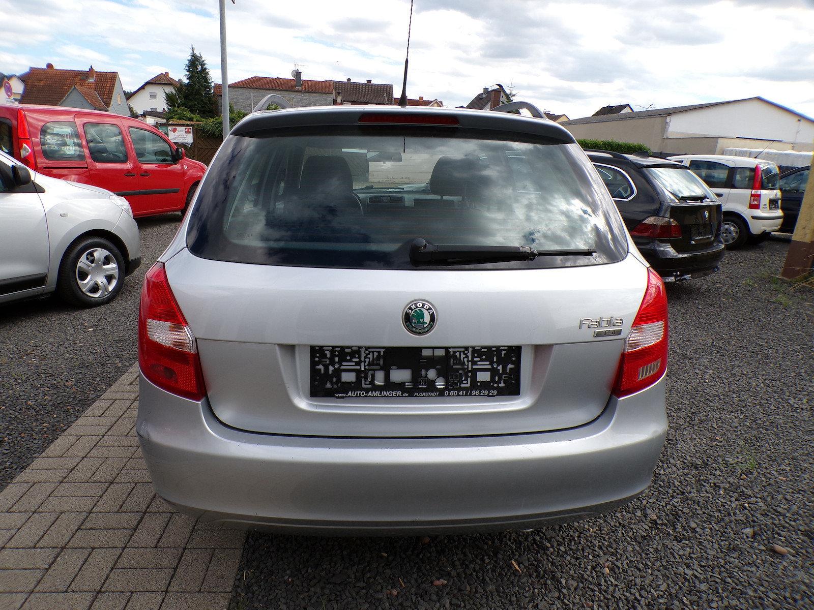 Skoda Fabia 2011 — photo 6