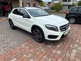 Mercedes-Benz GLA 250 Street Style AMG-Line+Navi+Leder+ - Mercedes-Benz GLA 250 aus 2015