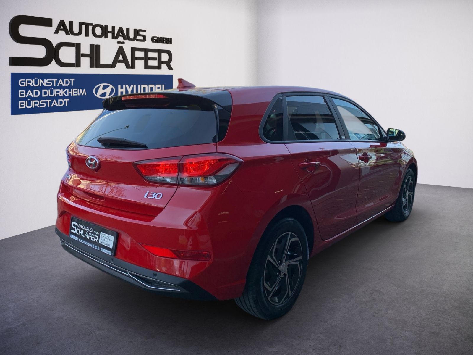 Fahrzeugabbildung Hyundai i30 1.0 T-GDI Edition 30 8x bereift 1Hd