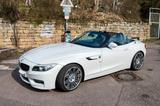 BMW Z4 sDrive 35 is  - BMW Z4 mit Benzin-Antrieb: Weiß, Cabrio