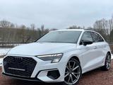 Audi A3 Sportback 35 TFSI*S line*Matrix*19 Zoll*Black - Audi A3: 19