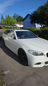 BMW F11 525d Touring *Scheckheft * M-Packet* - BMW 525 aus 2011: 525d