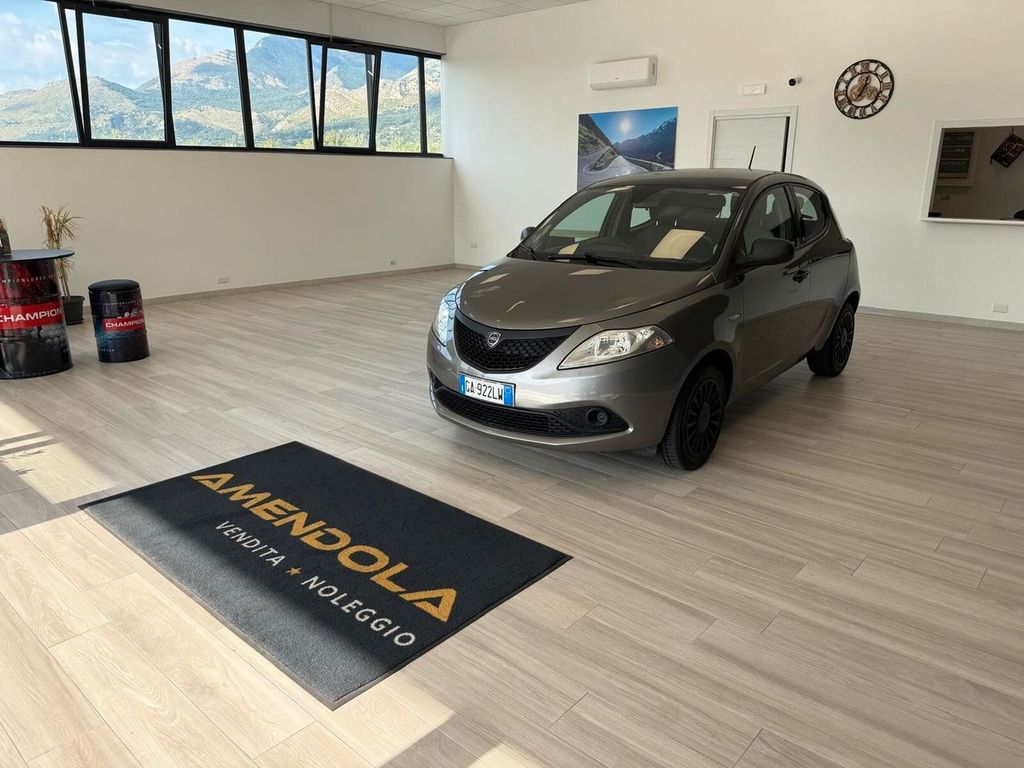 Image of Lancia Ypsilon