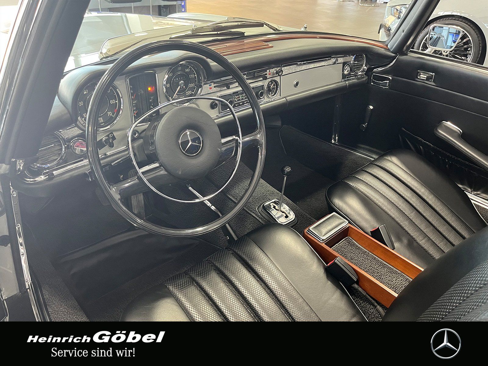 Fahrzeugabbildung Mercedes-Benz 280 SL (W 113) Pagode