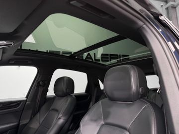 Porsche Cayenne - 11