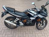 Honda CBR 125 R (JC39) - HONDA CB 125 J