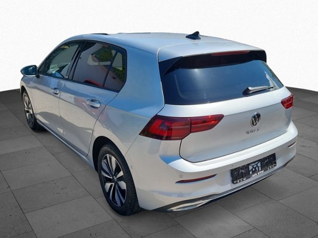 Fahrzeugabbildung Volkswagen Golf MOVE 2,0 TDI DSG PANO STHZG AHK NAVI KESSY