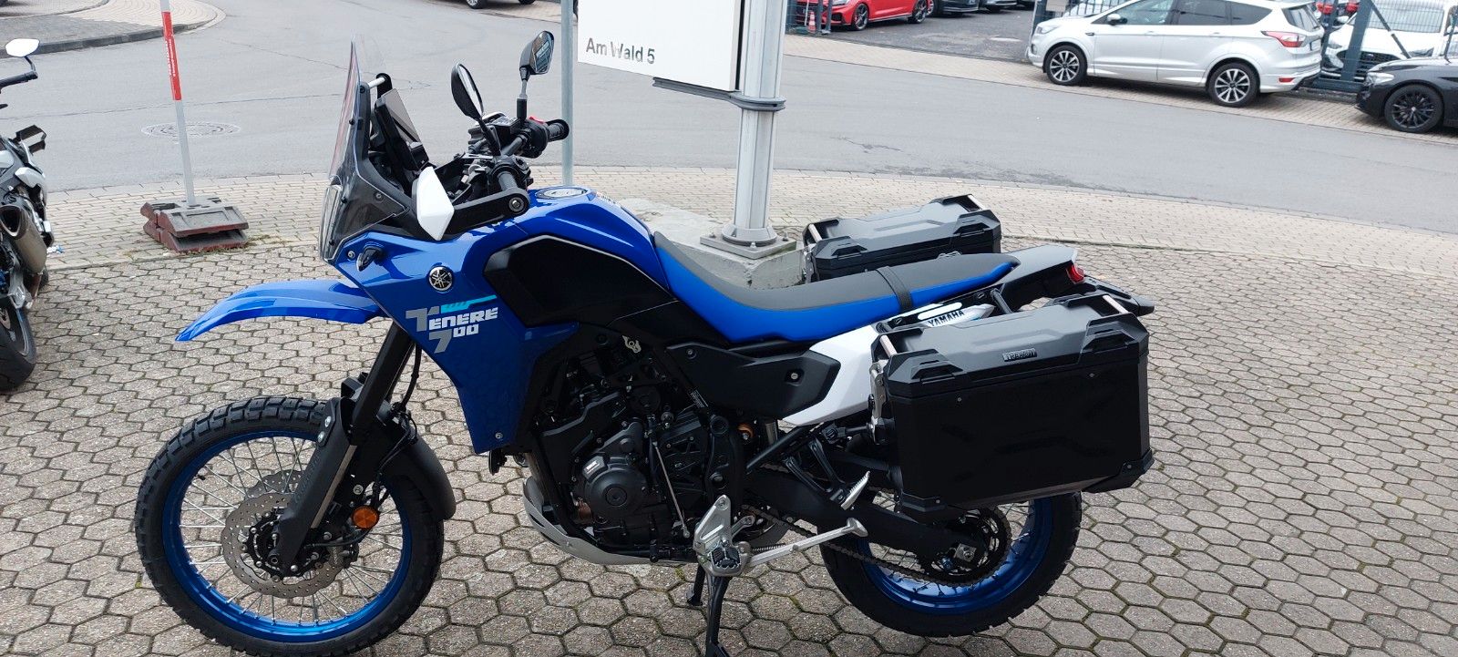 Fahrzeugabbildung Yamaha XTZ 700  25  Touring Edition