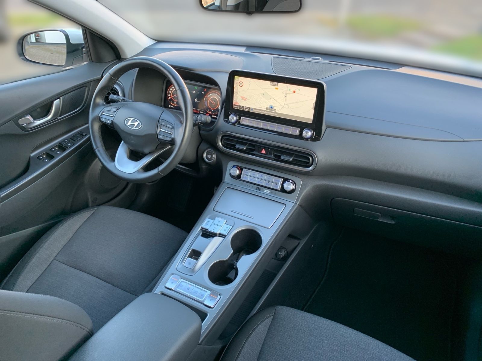 Fahrzeugabbildung Hyundai KONA Edition 30+ Elektro Navi Allwetter