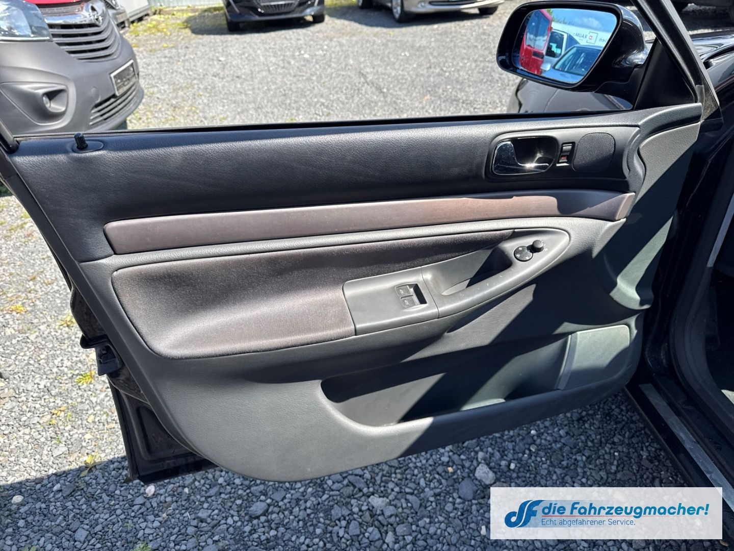 Fahrzeugabbildung Audi A4 1.6 Klimaautom  TÜV 01/27 *EXPORT