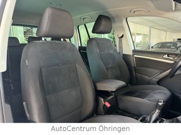 Volkswagen Tiguan - 11