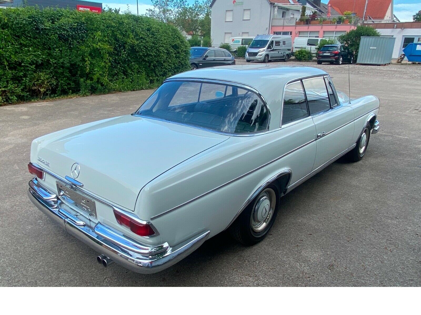 MERCEDES-BENZ 300 4