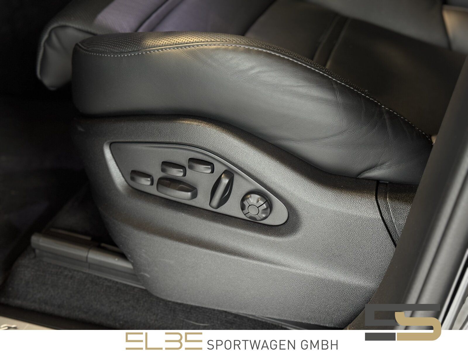 Porsche Cayenne Coupe Turbo CARBON MATRIX HUD INNO SPORT foto 18