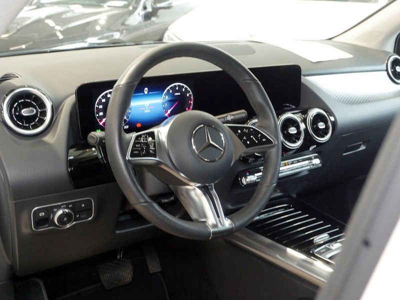 Mercedes-Benz B 200 - Bild 13