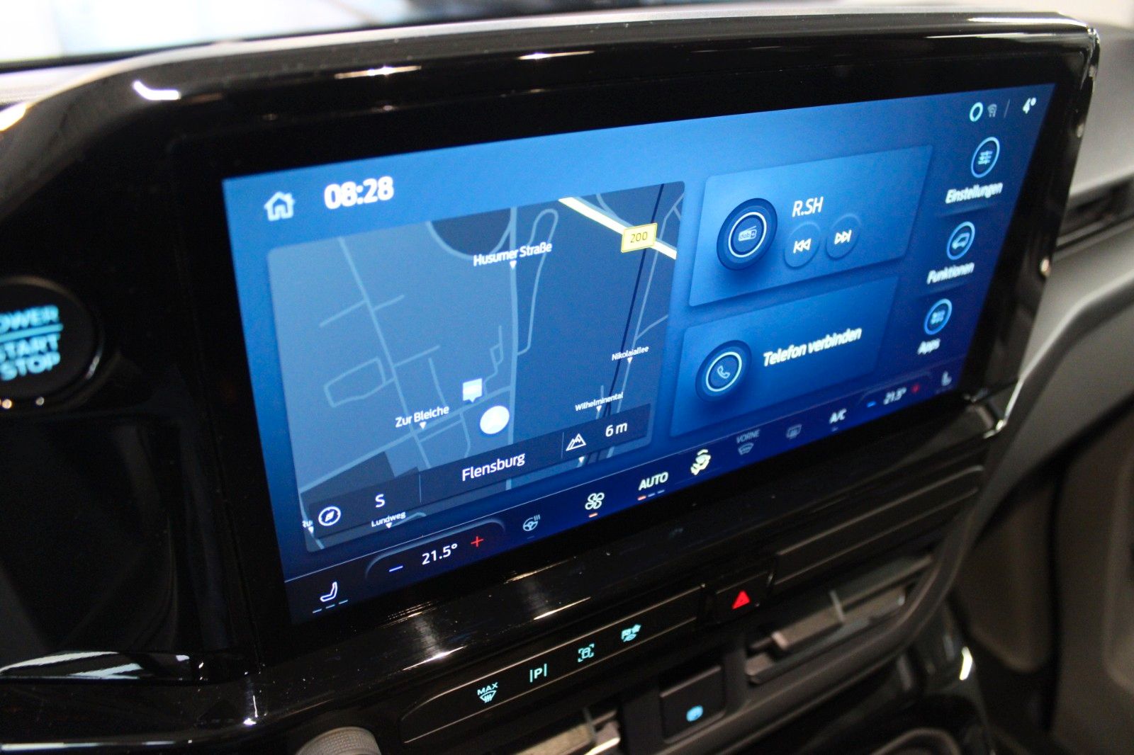 Fahrzeugabbildung Ford Transit Custom Nugget L1 Titanium Aufstelldach