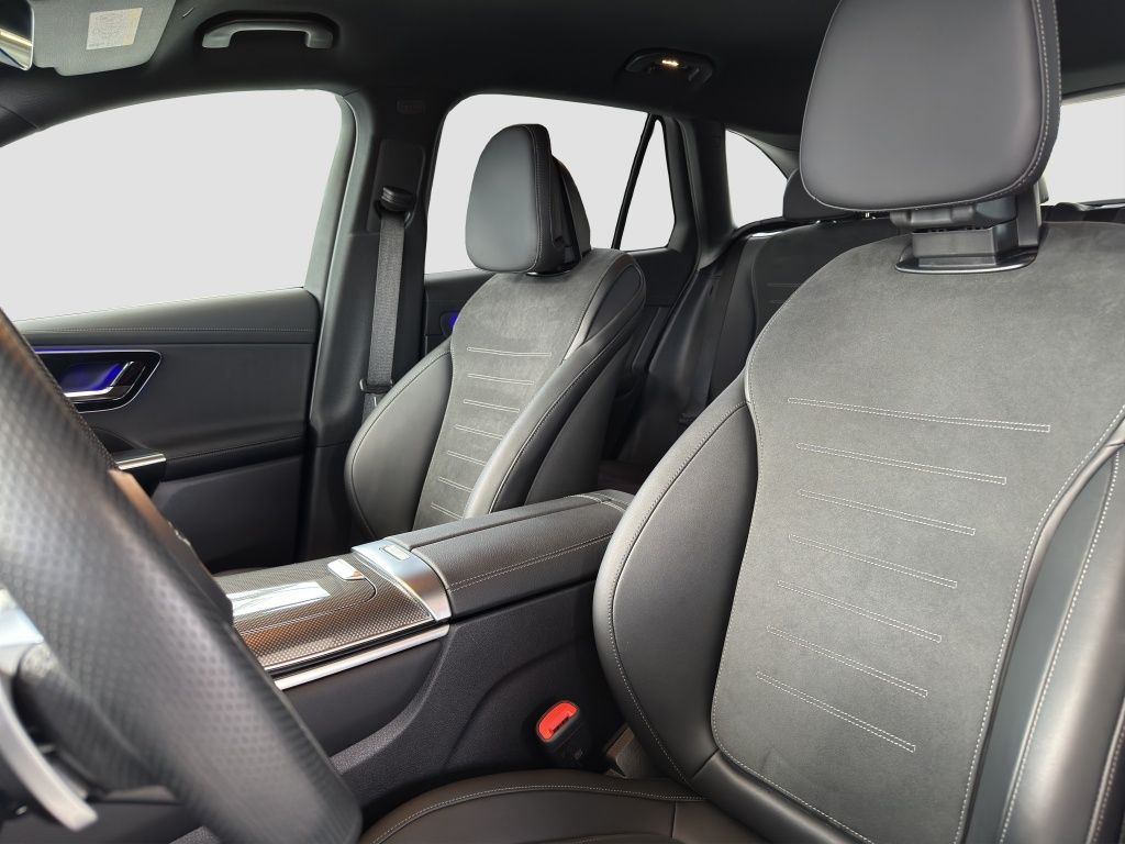 Fahrzeugabbildung Mercedes-Benz GLC 220 d 4MATIC Navi*Fernlichtass.*KeyLess*LED