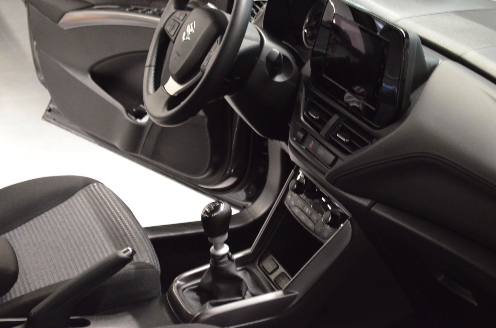 Fahrzeugabbildung Suzuki (SX4) S-Cross 1.4 BOOSTERJET Hybrid Comfort