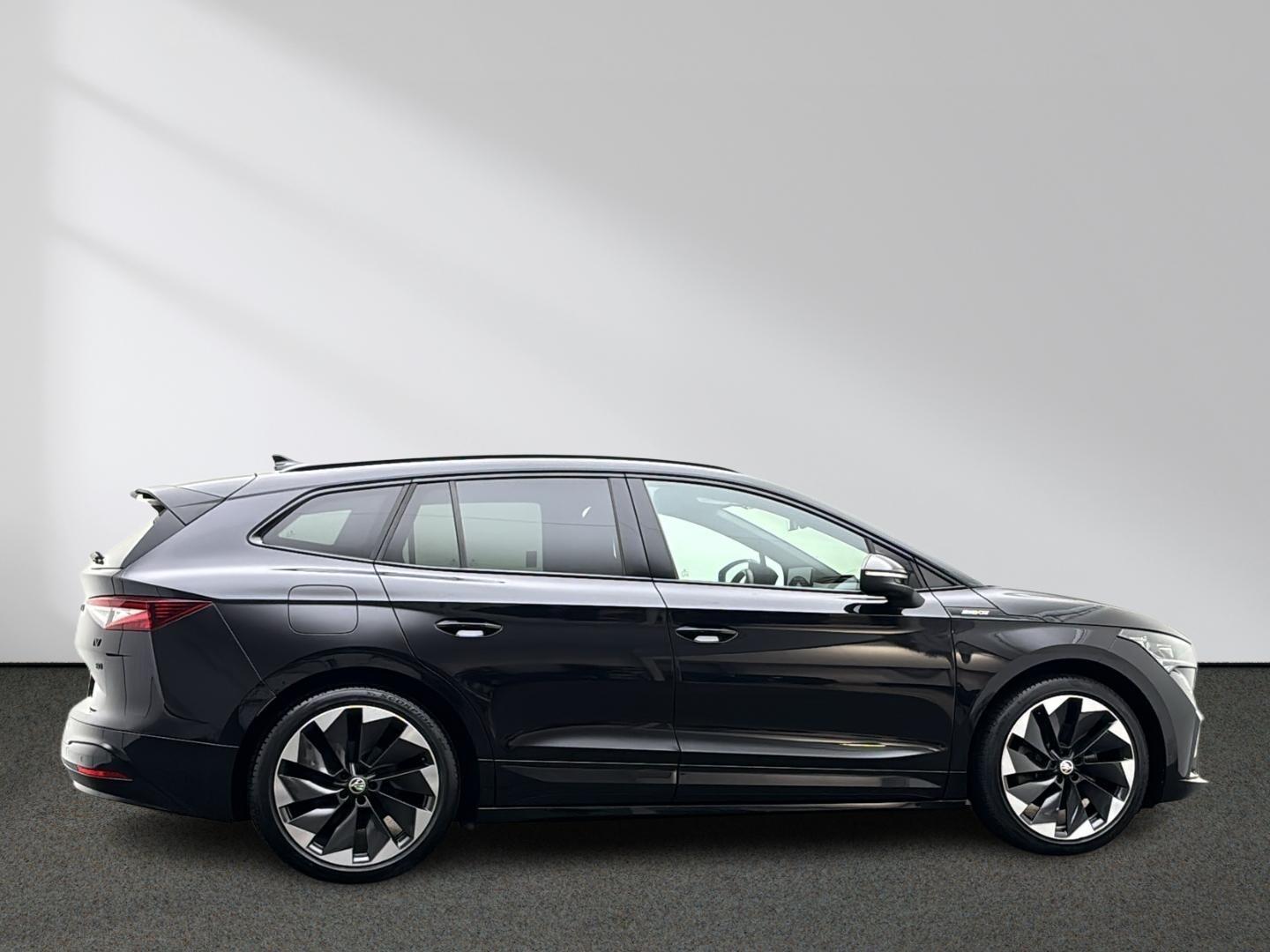 Skoda Enyaq 80 Sportline Panorama HUD ACC AHK Sitzhzg.