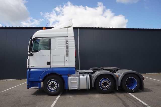 MAN TGX 26.440 6X2 841.400KM