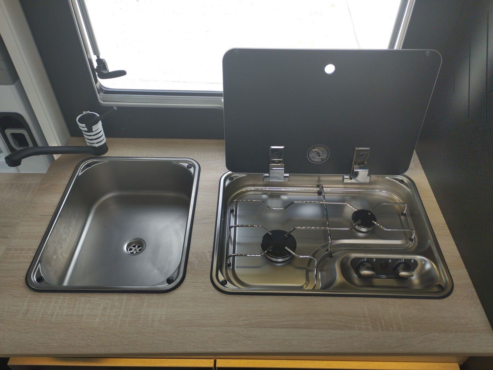 Fahrzeugabbildung Chausson Teilintegriert Titanium Line 627 Dörr30YEdition
