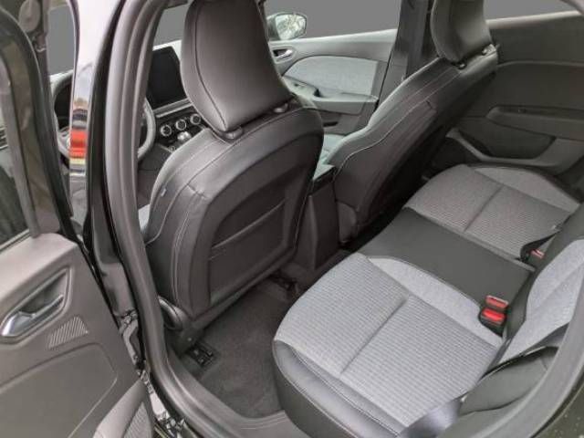 Fahrzeugabbildung Renault CLIO KISS TCe 90