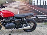 Triumph Street Twin  - TRIUMPH STREET