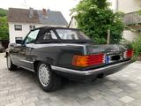 Mercedes-Benz SL 300 - Mercedes-Benz SL aus dem Jahr 1986