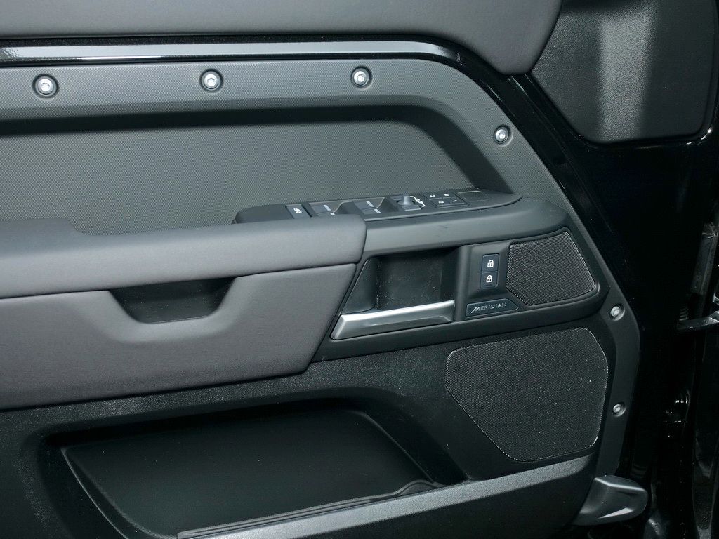 Land Rover Defender - Bild 11